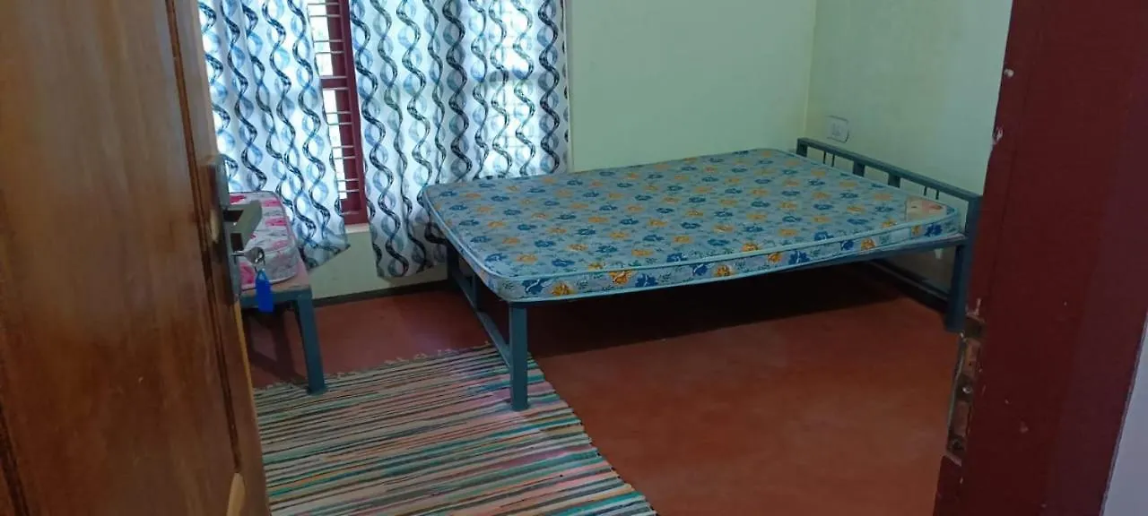 East West Farm Homestay Munnar Hindistan