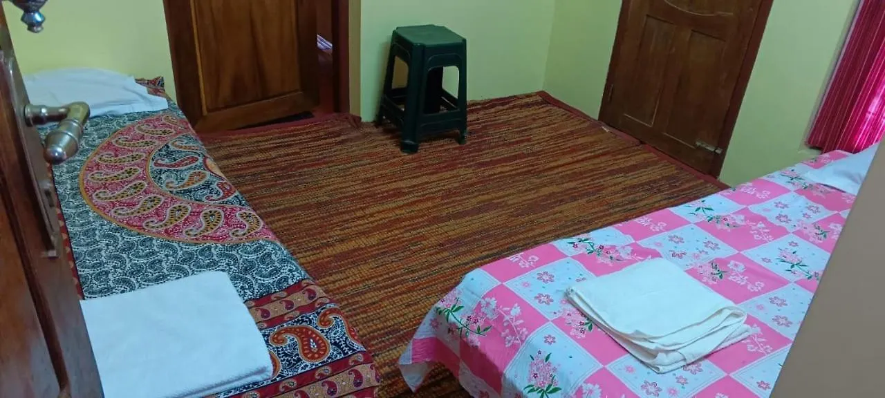 Daire East West Farm Homestay Munnar Hindistan