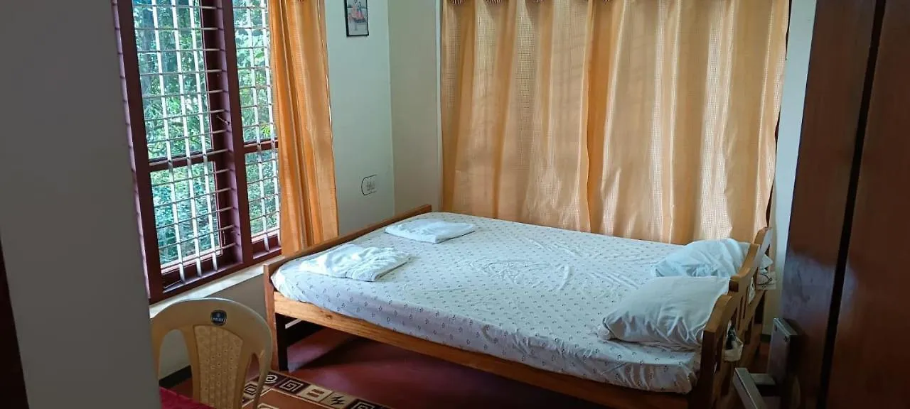 East West Farm Homestay Munnar