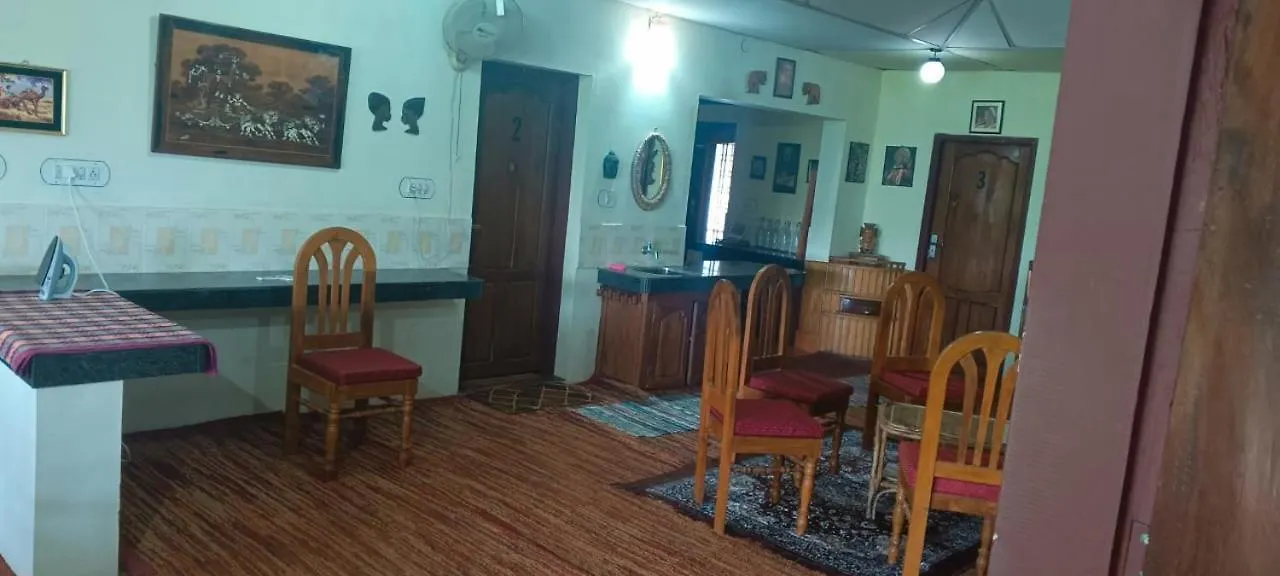 East West Farm Homestay Munnar