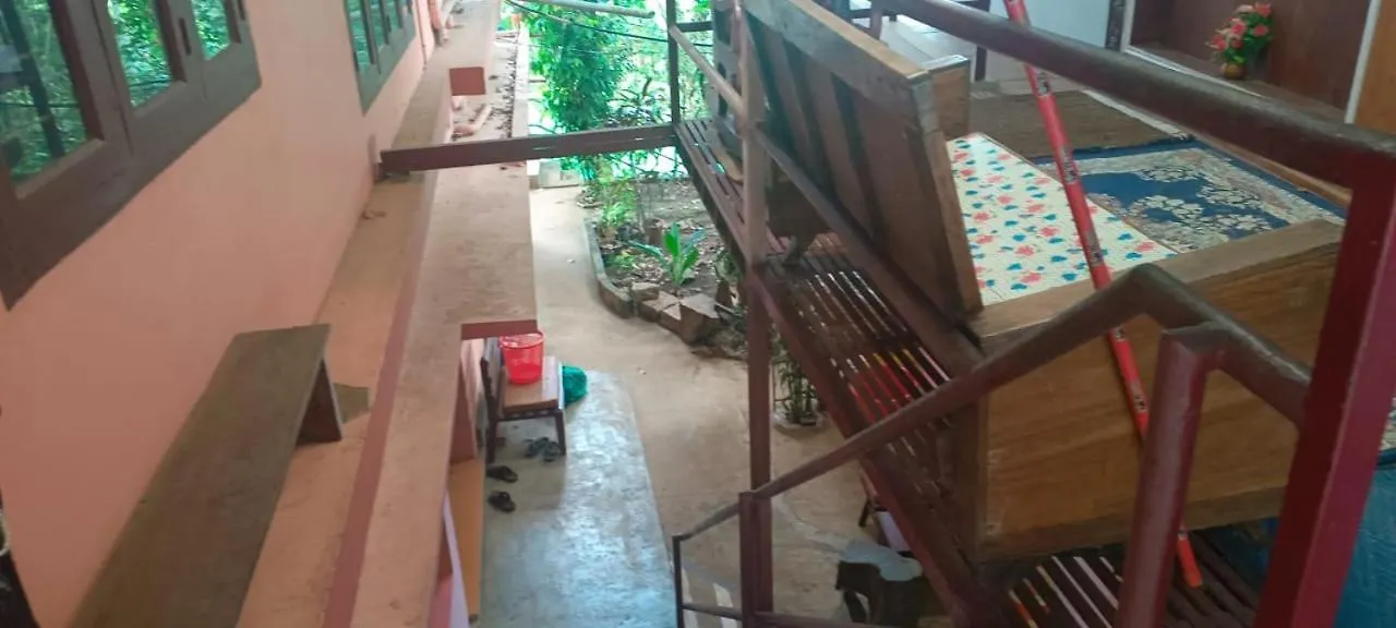 Apartment East West Farm Homestay Munnar